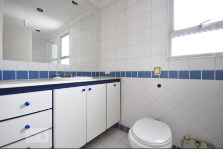 banheiro suíte de apartamento à venda com 2 quartos, 104m² em Vila Suzana, São Paulo
