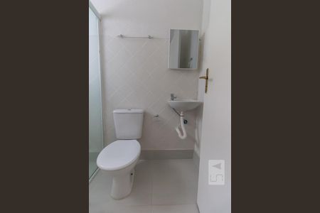 banheiro de apartamento para alugar com 1 quarto, 35m² em Bom Retiro, São Paulo