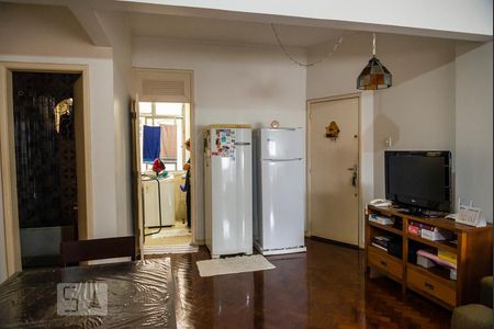 Sala de apartamento à venda com 1 quarto, 60m² em Leme, Rio de Janeiro