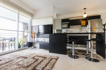 sala de apartamento à venda com 2 quartos, 73m² em Pinheiros, São Paulo