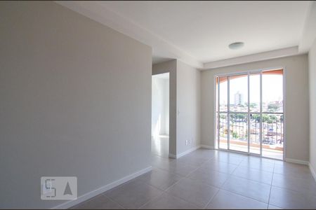 Sala de apartamento à venda com 3 quartos, 60m² em Vila Satúrnia, Campinas