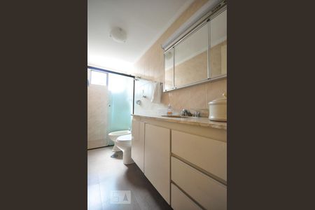 banheiro de apartamento à venda com 4 quartos, 127m² em Vila Andrade, São Paulo