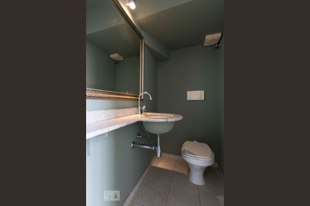 1o. Andar - Lavabo de apartamento para alugar com 1 quarto, 50m² em Vila Mariana, São Paulo