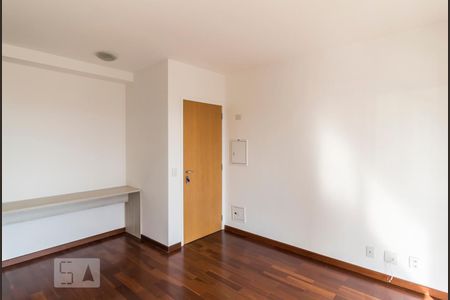 Sala de apartamento para alugar com 1 quarto, 52m² em Sumarezinho, São Paulo