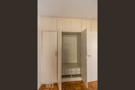 Quarto 2 de apartamento para alugar com 2 quartos, 70m² em Vila Buarque, São Paulo