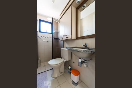 Banheiro de apartamento à venda com 2 quartos, 50m² em Vila Campesina, Osasco