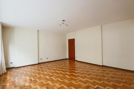 Apartamento para alugar com 180m², 3 quartos e 1 vagaSala