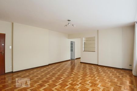 Apartamento para alugar com 180m², 3 quartos e 1 vagaSala