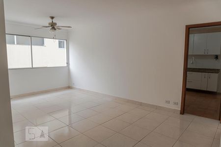 Sala de apartamento para alugar com 3 quartos, 130m² em Consolação, São Paulo