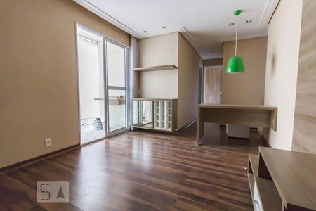 Sala de apartamento à venda com 2 quartos, 56m² em Vila Rosália, Guarulhos