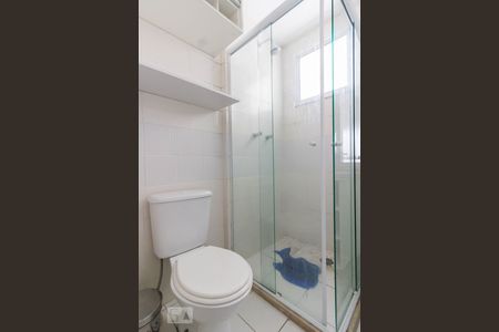 Banheiro da suíte de apartamento à venda com 2 quartos, 56m² em Vila Rosália, Guarulhos