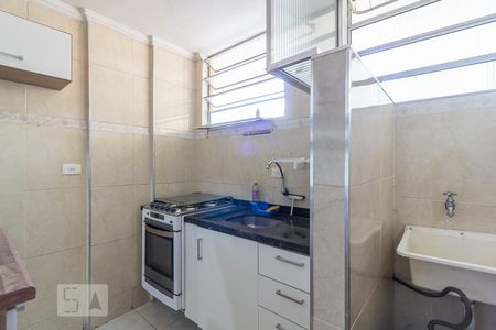 Cozinha de apartamento para alugar com 1 quarto, 38m² em Bela Vista, São Paulo