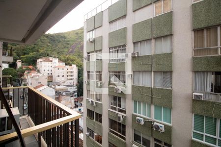 Vista do Quarto de apartamento à venda com 2 quartos, 65m² em Copacabana, Rio de Janeiro