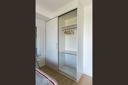 Quarto de apartamento para alugar com 1 quarto, 50m² em Empresarial 18 do Forte, Barueri