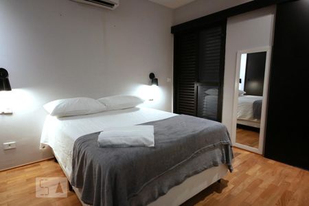 Quarto de apartamento à venda com 1 quarto, 50m² em Brooklin Paulista, São Paulo