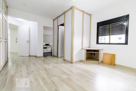 Apartamento à venda com 285m², 4 quartos e 4 vagas Apartamento à venda com 285m², 4 quartos e 4 vagasSuíte master