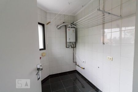 Apartamento à venda com 285m², 4 quartos e 4 vagas Apartamento à venda com 285m², 4 quartos e 4 vagasÁrea de serviço