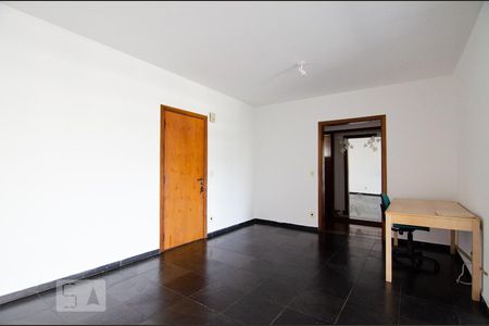 Sala de apartamento para alugar com 2 quartos, 100m² em Cambuí, Campinas