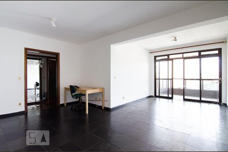 Sala de apartamento para alugar com 2 quartos, 100m² em Cambuí, Campinas