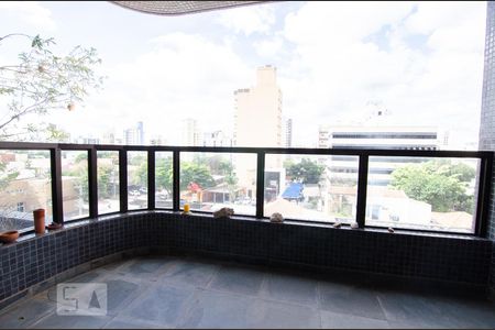 Sacada de apartamento para alugar com 2 quartos, 100m² em Cambuí, Campinas