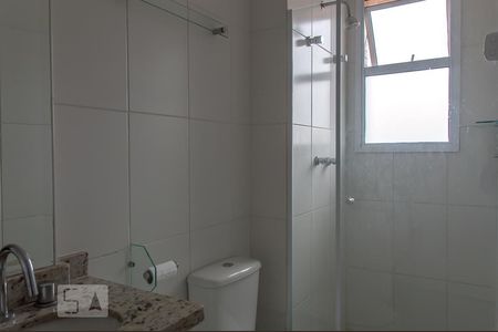 Banheiro da Suíte de apartamento para alugar com 3 quartos, 90m² em Nova Petrópolis, São Bernardo do Campo