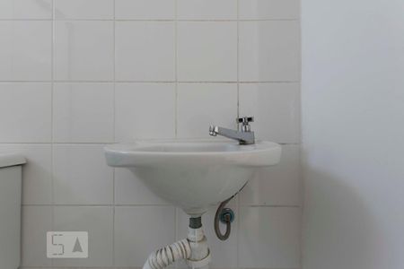 Banheiro (Torneira) de apartamento à venda com 1 quarto, 37m² em Cambuci, São Paulo