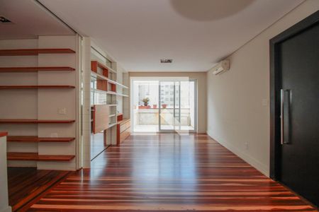 Apartamento para alugar com 100m², 2 quartos e 1 vagaSala 