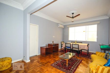 Apartamento à venda com 145m², 3 quartos e sem vagaSala