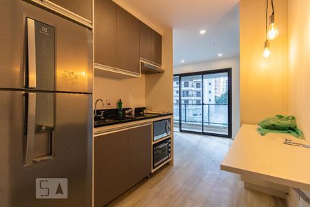 Cozinha de kitnet/studio para alugar com 1 quarto, 37m² em Campo Belo, São Paulo