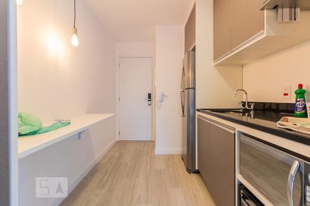 Cozinha de kitnet/studio para alugar com 1 quarto, 37m² em Campo Belo, São Paulo