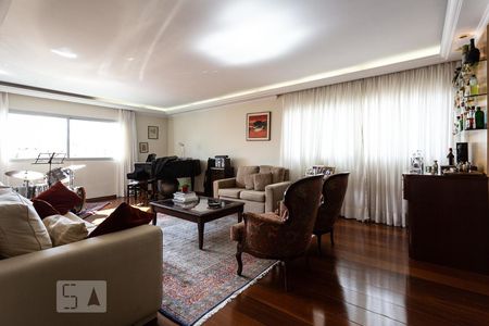 Sala de apartamento à venda com 3 quartos, 260m² em Indianópolis, São Paulo