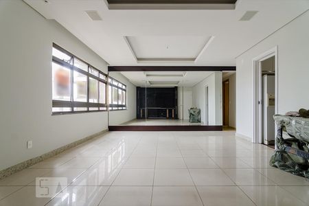 Sala de apartamento para alugar com 4 quartos, 100m² em Funcionários, Belo Horizonte