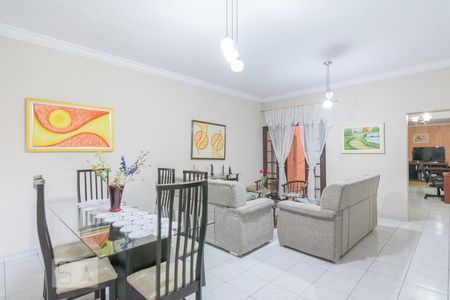 Sala de casa à venda com 3 quartos, 127m² em Vila Gilda, Santo André
