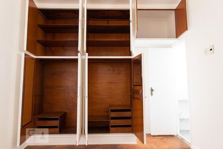 Detalhe suíte de apartamento para alugar com 1 quarto, 40m² em Copacabana, Rio de Janeiro