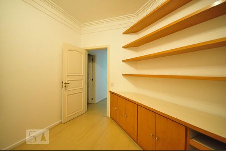 Quarto 1 de apartamento à venda com 4 quartos, 160m² em Vila Suzana, São Paulo