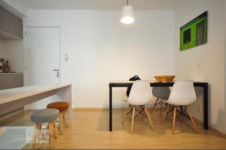 Mesa de jantar de apartamento à venda com 2 quartos, 58m² em Vila Polopoli, São Paulo