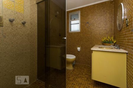 Banheiro de apartamento para alugar com 4 quartos, 100m² em Cambuci, São Paulo