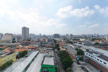 Vista da janela da sala de apartamento para alugar com 4 quartos, 100m² em Cambuci, São Paulo