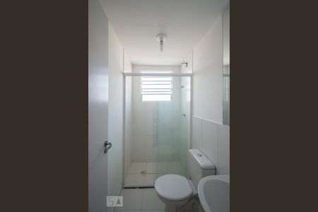 banheiro de apartamento à venda com 2 quartos, 50m² em Vila Homero Thon, Santo André