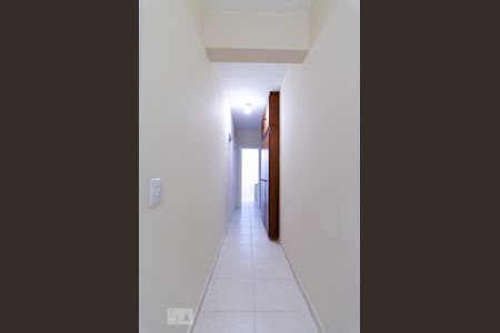 Corredor dos quartos de apartamento para alugar com 4 quartos, 171m² em Centro, Campinas