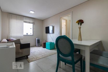 Sala de apartamento para alugar com 1 quarto, 45m² em Campo Belo, São Paulo