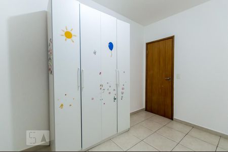 Quarto de apartamento à venda com 3 quartos, 80m² em Alphaville Industrial, Barueri