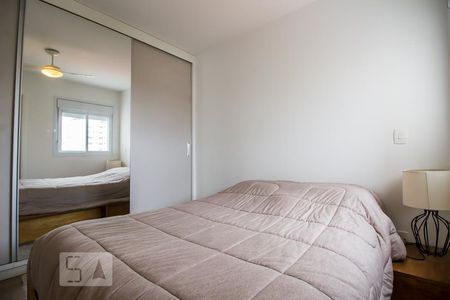 Quarto suíte de apartamento à venda com 2 quartos, 74m² em Alto de Pinheiros, São Paulo