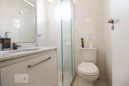 Banheiro  de apartamento para alugar com 2 quartos, 50m² em Quarta Parada, São Paulo