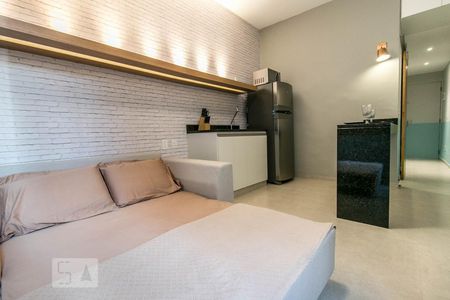 Detalhe sofá-cama de kitnet/studio para alugar com 1 quarto, 24m² em Botafogo, Rio de Janeiro