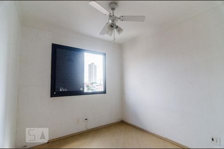 Quarto 2 de apartamento para alugar com 2 quartos, 55m² em Vila Bertioga, São Paulo