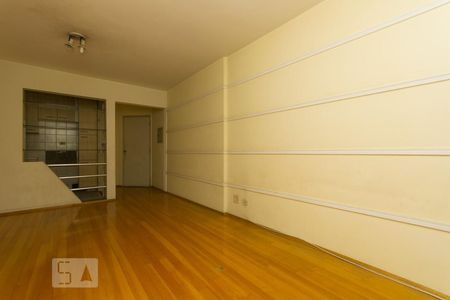 Sala de apartamento para alugar com 3 quartos, 67m² em Cambuci, São Paulo