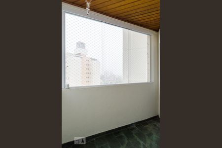 Varanda da sala e quarto 1 de apartamento para alugar com 3 quartos, 67m² em Jardim Olavo Bilac, São Bernardo do Campo