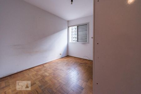 Quarto 1 de apartamento para alugar com 3 quartos, 75m² em Vila Olímpia, São Paulo