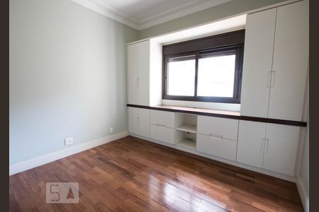 quarto 1 de apartamento à venda com 4 quartos, 227m² em Real Parque, São Paulo